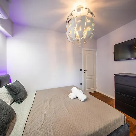 Luxbox Apartmán *